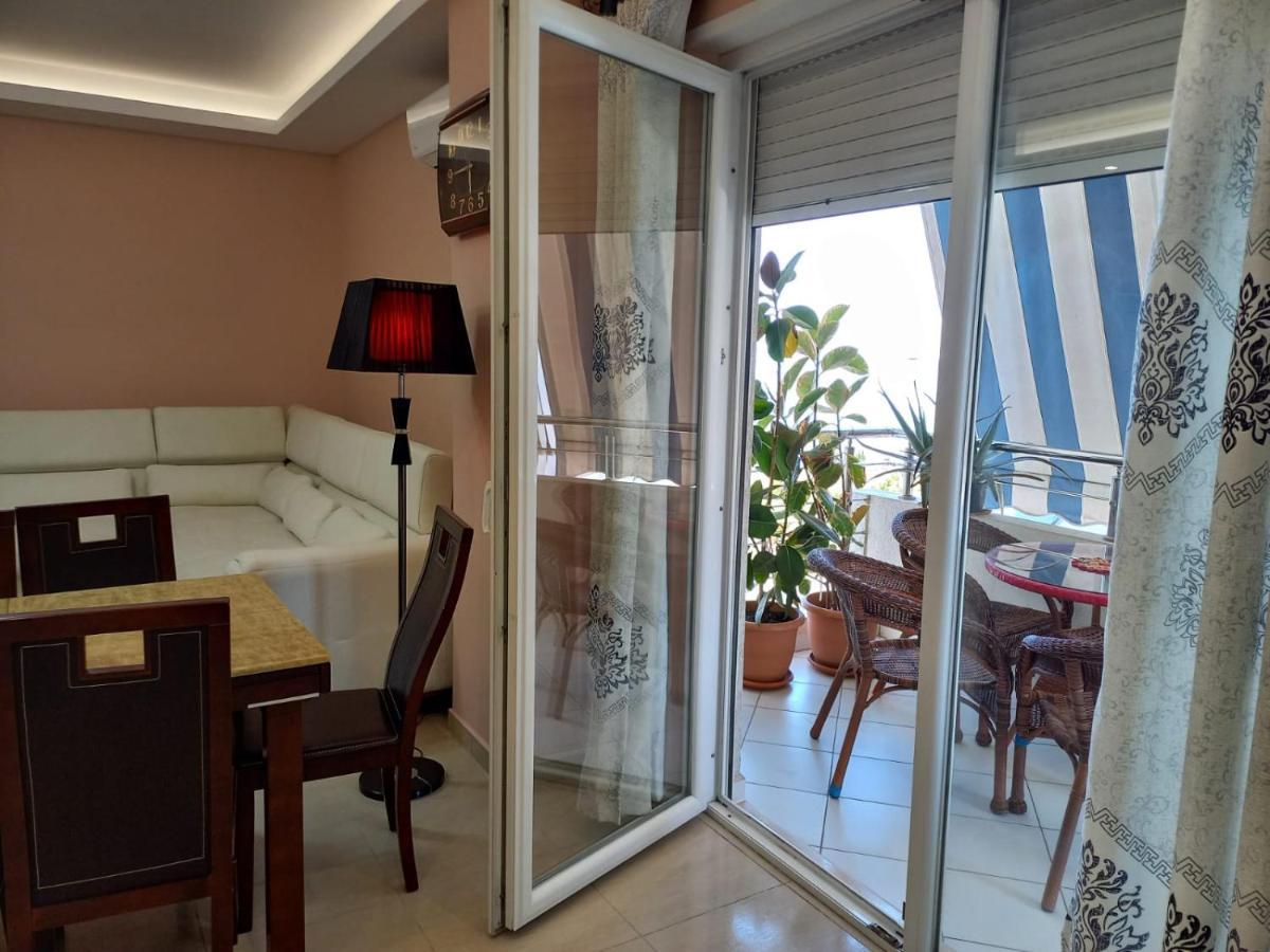 Lungo Mare & Luxury Apartments Vlorë Exterior foto